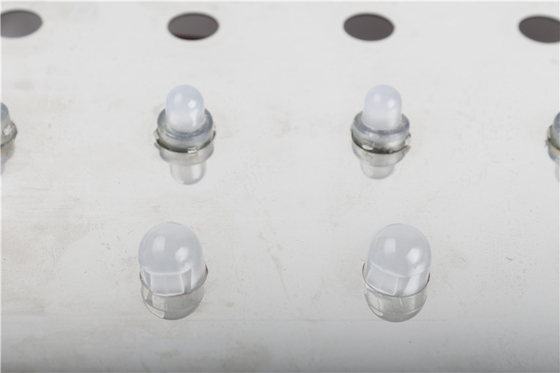 平らなクリスマスの正方形RGBピクセル アドレス指定可能な12mm DC5V 12V UCS1903 WS2811 SM16703 GS8208