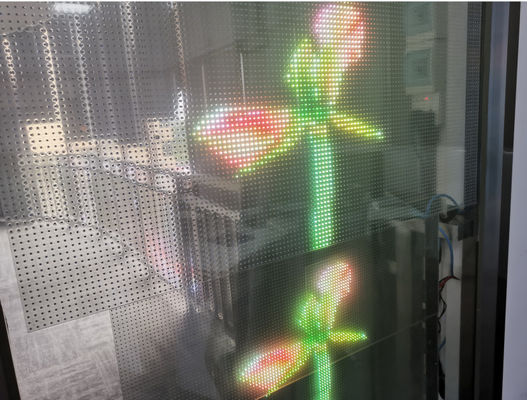 柔らかいP8透明LEDスクリーン 室内フルカラー透明柔軟LEDディスプレイ